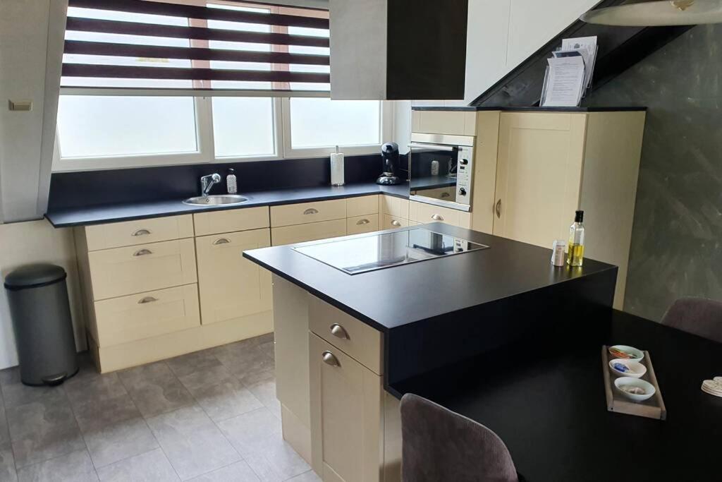 Vrijstaand / Landelijk Appartement Met Uitzicht! De Wijk Экстерьер фото