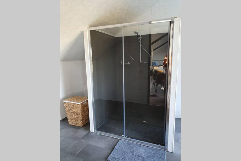 Vrijstaand / Landelijk Appartement Met Uitzicht! De Wijk Экстерьер фото