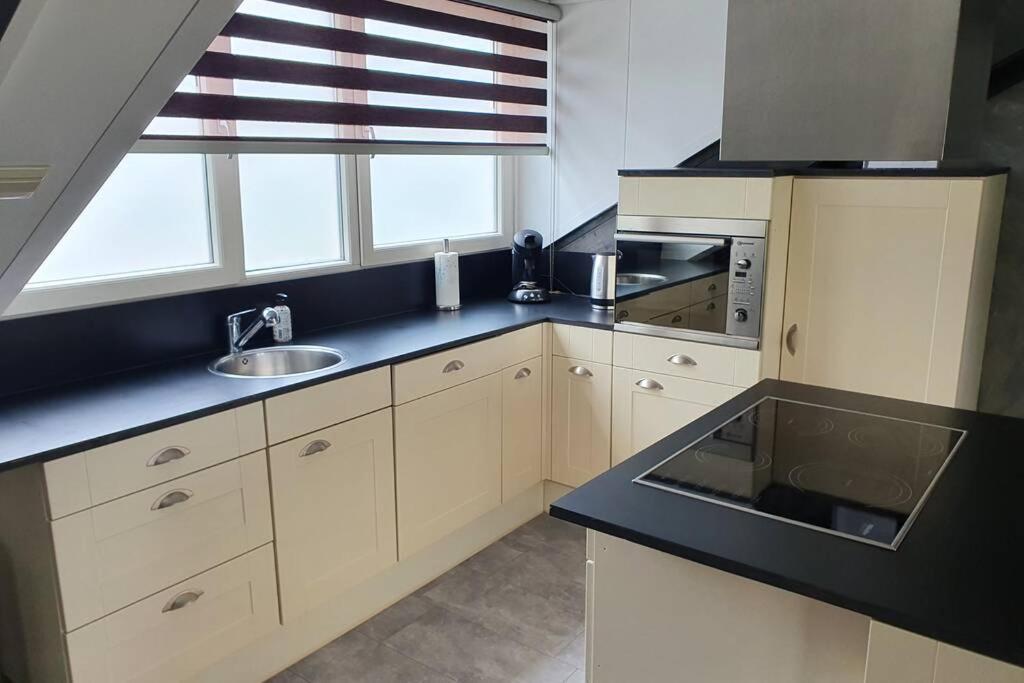 Vrijstaand / Landelijk Appartement Met Uitzicht! De Wijk Экстерьер фото